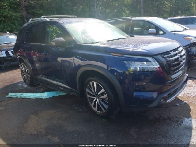 2022 Nissan Pathfinder v6