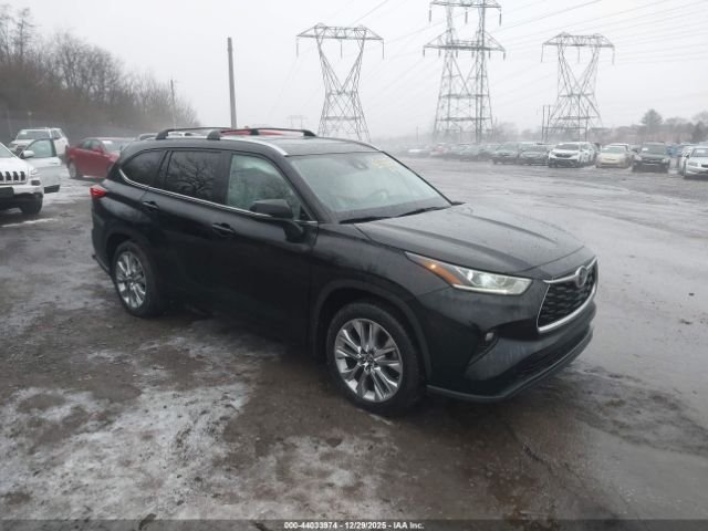 2021 Toyota Highlander v6