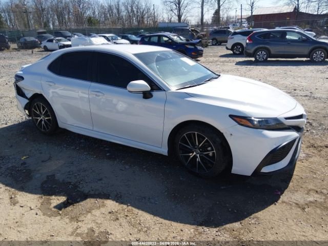 2024 TOYOTA CAMRY