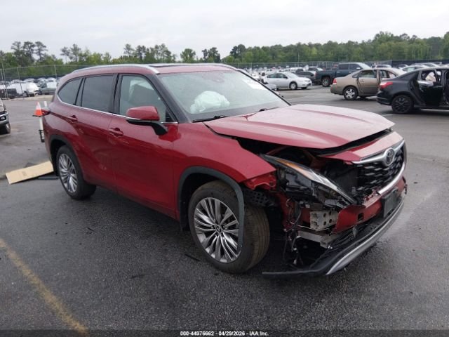 2022 Toyota Highlander v6